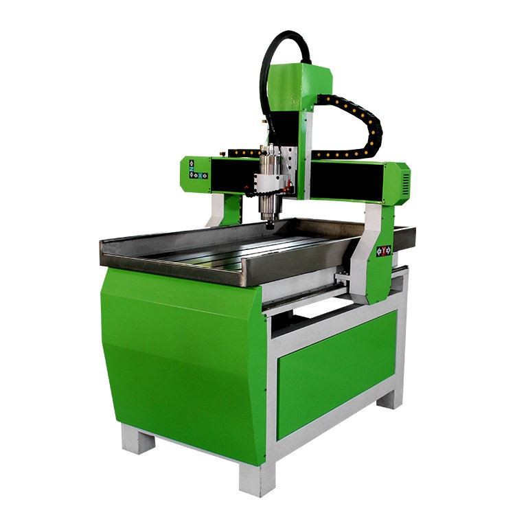 How to maintain and maintain the panel furniture cutting machine during the production process