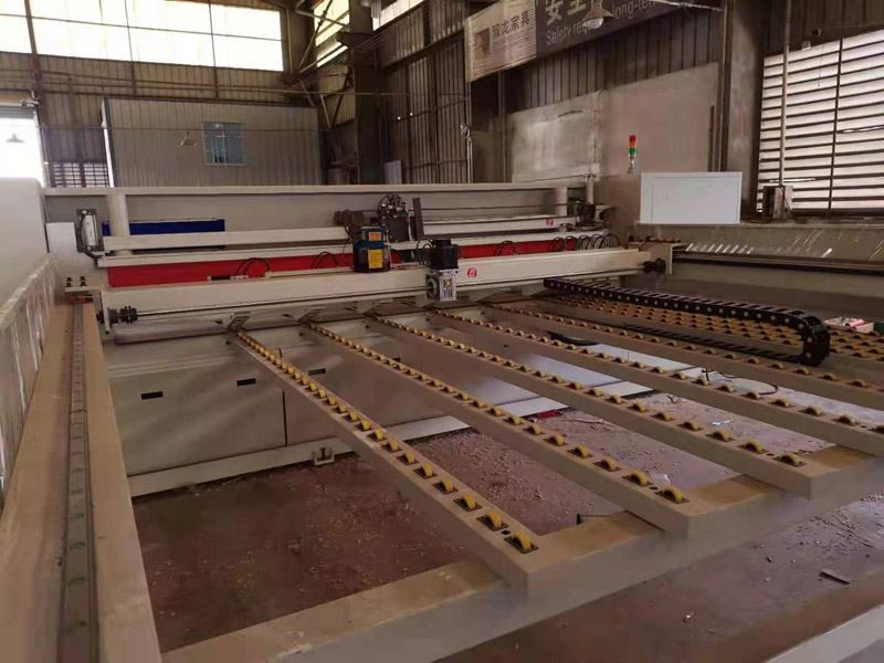 electric computer panel saw
