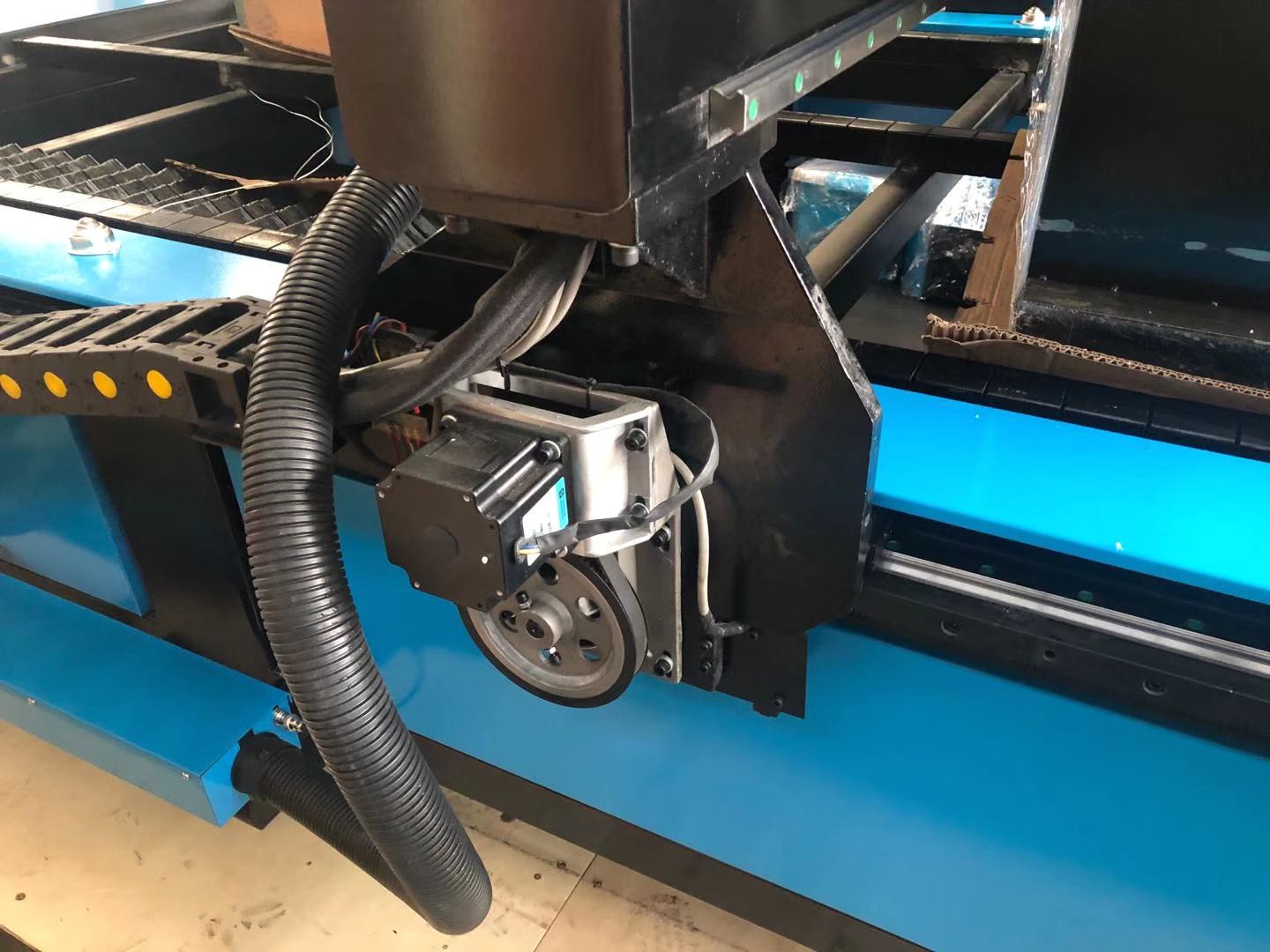 1530 plasma cutting machine
