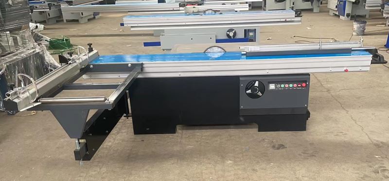 sliding table saw 