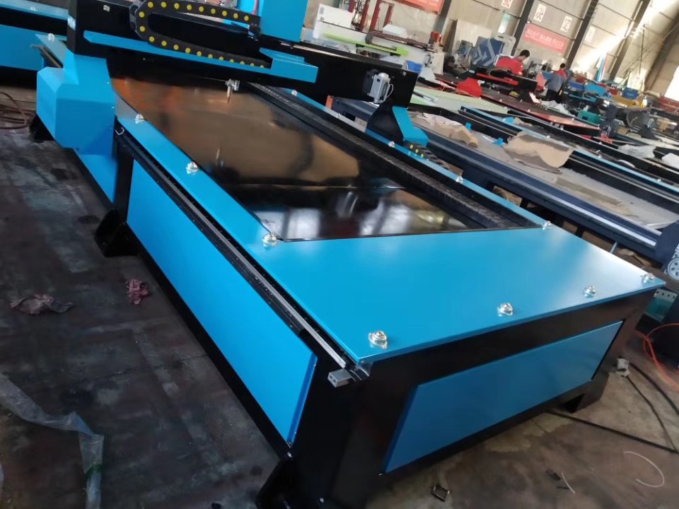 1530 plasma cutting machine