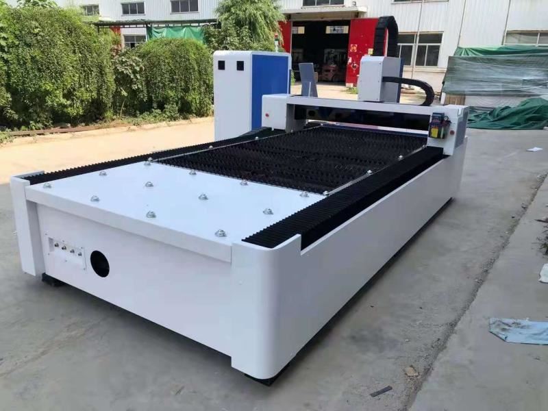 Fiber Metal Laser Cutting Machine (10)