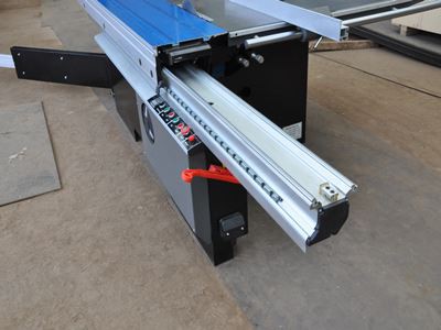 Wood Sliding Table Panel Saw