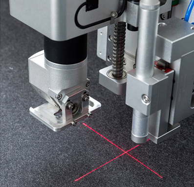 How to choose a suitable vibration knife cutting machine for oneself？