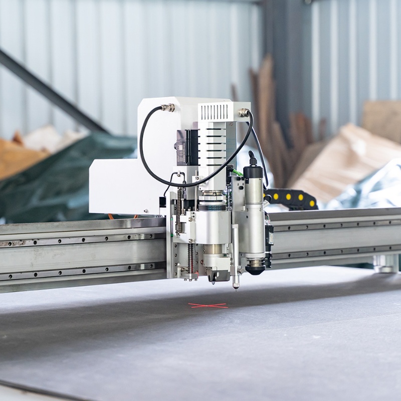 What is a vibrating knife cutting machine?