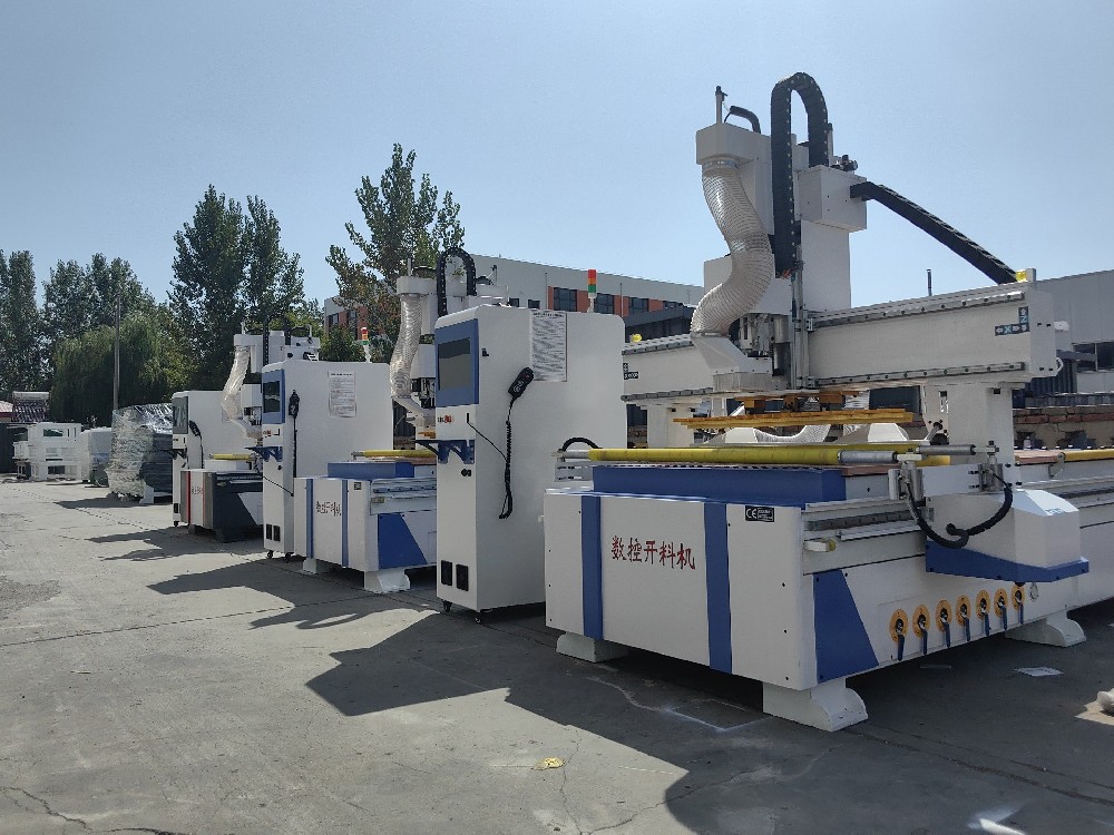 The Synergy of Scanners and Wood Carving Machines